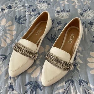 New white XOXO flats never worn